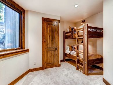 Mountain Luxury Ski Home with Great Kitchen